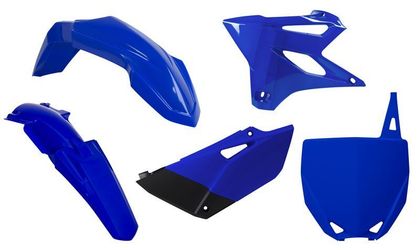 Kit plastiques Racetech couleur bleu origine (2021)