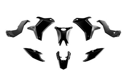 R-tech 8p Plastic kit