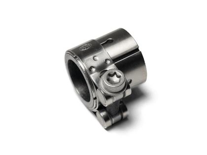 Collier de silencieux Akrapovic 18602418 Ref : SA00248A / 18602418 