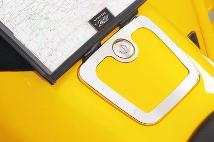 Enjoliveur de carénage Show Chrome Accent Modèles sans Airbag