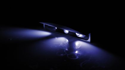 Eclairage de plaque Shin Yo Micro LED - boîtier en aluminium