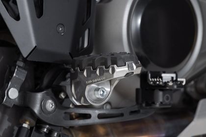 SW-MOTECH EVO Footpegs