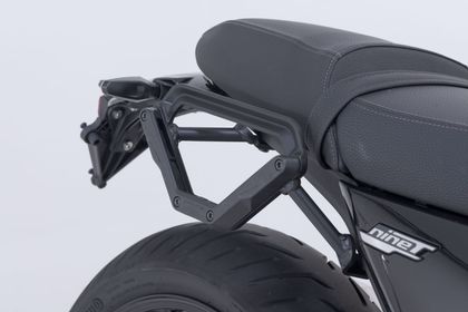 Sacoches cavalières SW-MOTECH Kit complet - WP V-LOC (11/11 L) - Avec support