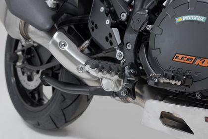 Repose-pieds SW-MOTECH EVO