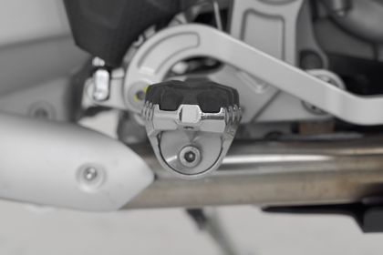 Repose-pieds SW-MOTECH EVO