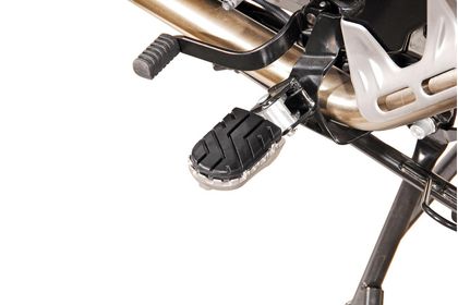 Repose-pieds SW-MOTECH ION