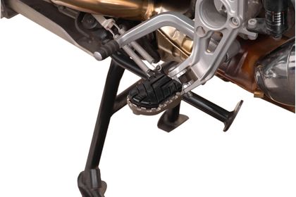 SW-MOTECH ION Footpegs