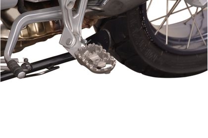 SW-MOTECH ION Footpegs