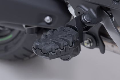 SW-MOTECH EVO - Grey/Black Footpegs