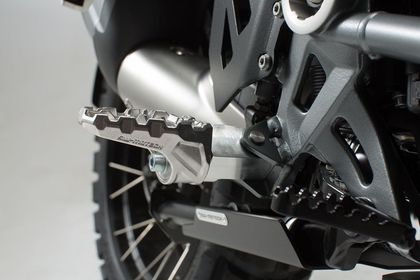 Repose-pieds SW-MOTECH EVO