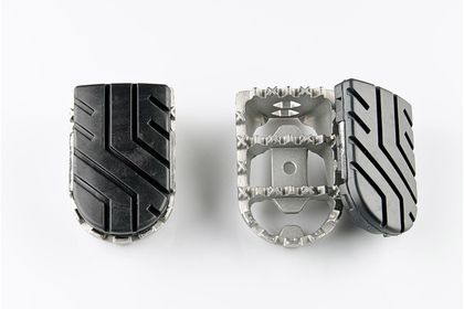 Repose-pieds SW-MOTECH ION