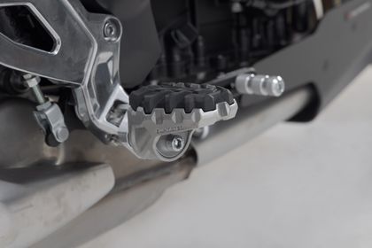 SW-MOTECH EVO Footpegs