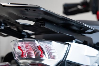 SW-MOTECH ADVENTURE-RACK Absenk-Kit - Schwarz Gepäckbefestigungssatz