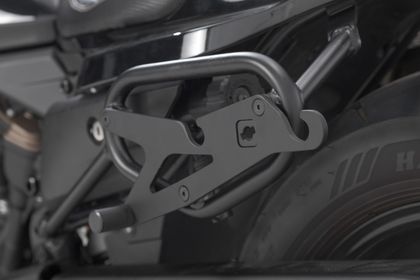 SW-MOTECH SLH Adapterplatte für SLC - Rechte Seite - Schwarz Gepäckbefestigungssatz