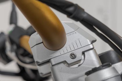 SW-MOTECH With adjustable offset for Ø32 Handlebar riser
