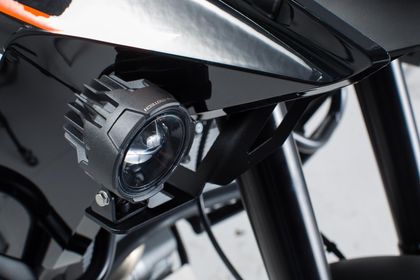 Support Phare SW-MOTECH Pour feux additionnels - Noir Ref : SWM01050A / NSW.04.004.10201/B 