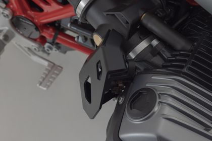 Protection SW-MOTECH Injecteur - Noir
