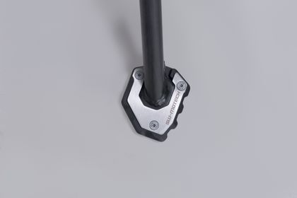 SW-MOTECH Lateral - Black/Silver Stand extension