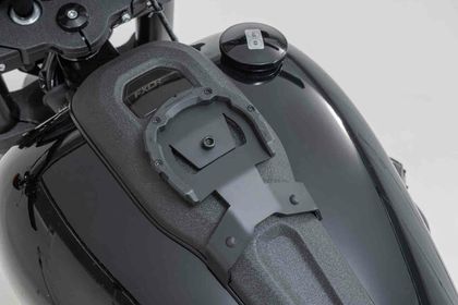 SW-MOTECH PRO - Black Reservoir ring