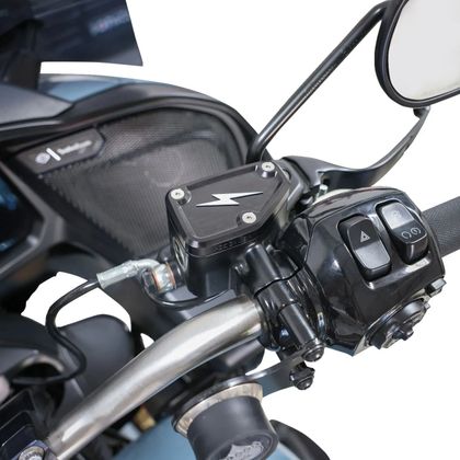 Couvercle maitre cylindre de frein Thrashin Supply Co 06102359