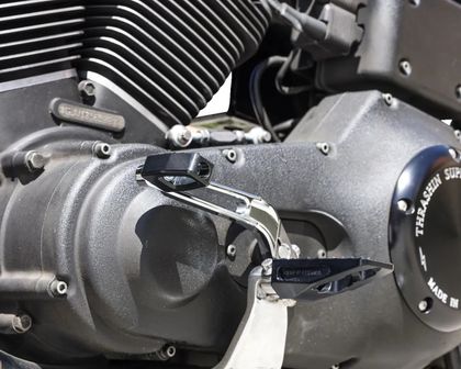 Thrashin Supply Co Fußrastenwechsel Gangschaltknauf