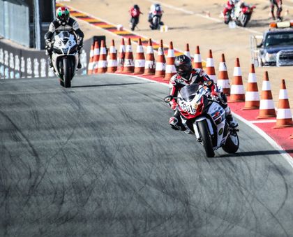 Touratech Wettbewerb - Weiß Dämpfer