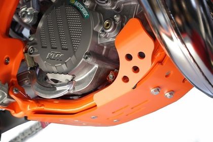 Protector motor aXp Cubrecárter GP naranja Ref : XP00037A / 1053127 