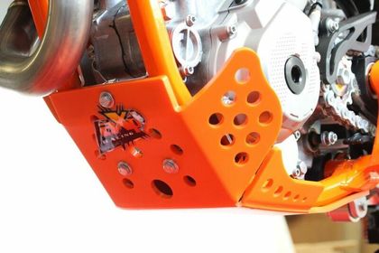 Protector motor aXp Cubrecárter GP naranja Ref : XP00046A / 1053123 