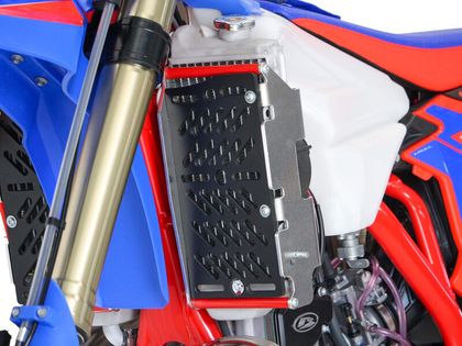aXp Xtrem Guards Radiator protection