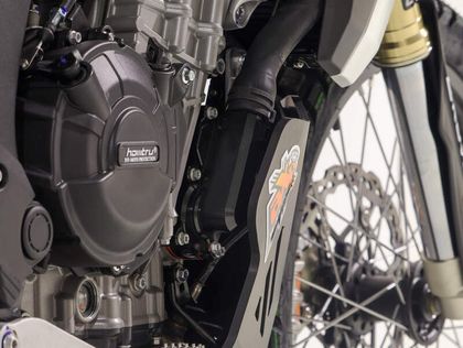 Sabot moteur aXp Adventure - PEHD 8mm