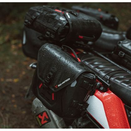 SW-MOTECH SysBag WP S (12-16 Liter) komplett mit Halterung auf der linken Seite Satteltaschen - Schwarz