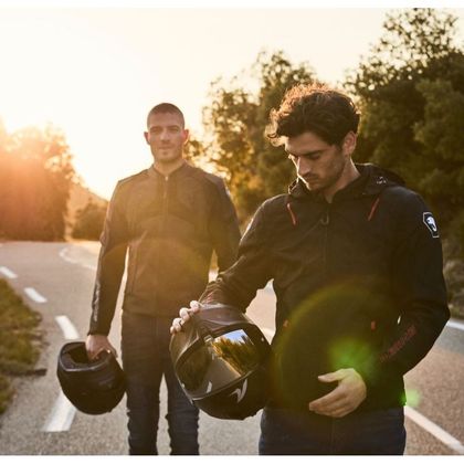 Bering VLEUGEL Motorjas - Zwart / Rood