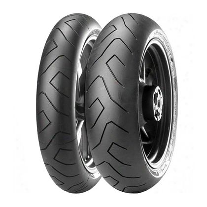 Pneumatique Pirelli TRAIN DE DRAGON SUPERCORSA PRO SC1 120/70 ZR 17 (58W) ET SC2 180/55 ZR 17 (73W) Universel
