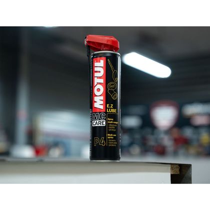 Motul P4 E.Z. LUBE 400ML Rostlöser Universell