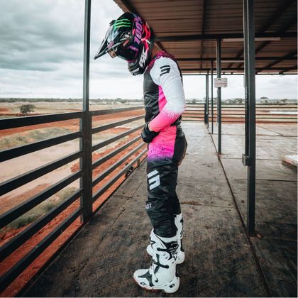 Shot KONTAKT FSLC MOTOBLOUZ 2026 Cross-Hose - Pinke / Schwarz