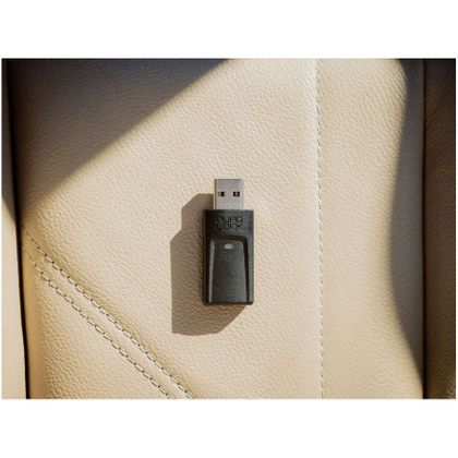 Accessoires High-Tech Quad Lock Adaptateur sans-fil Apple CarPlay/Android Auto - Noir