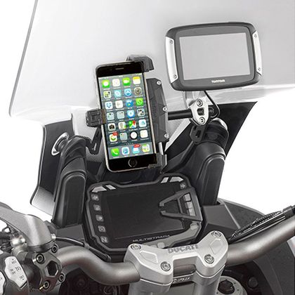 Support Givi Chassis pour support GPS - Adaptateur et chargeur 
