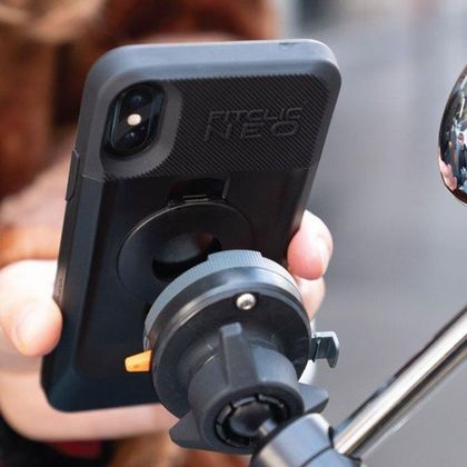 Support Smartphone Tigra Sport Kit pour montage coque Fit Clic Néo sur rétroviseur scooter