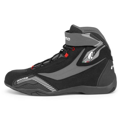 Forma GENESIS Trainers