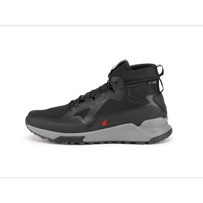 Forma KUMO Motorcycle Sneakers - Black