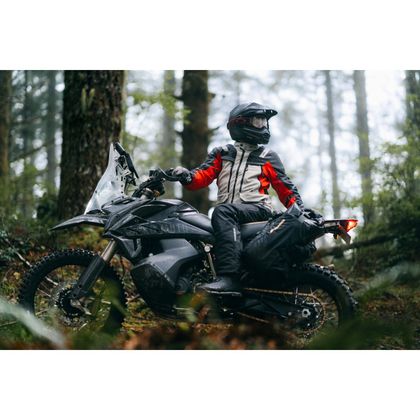 Rev it Defender 4 GORE-TEX® Motohose - Schwarz
