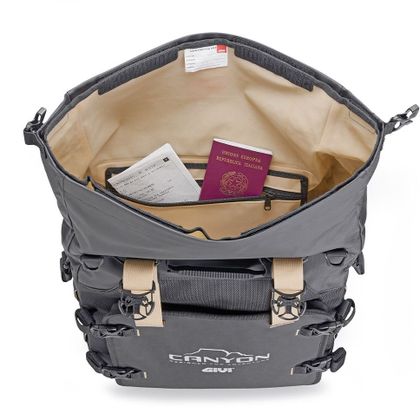 Givi GRT720B - (2 x 25 LITRES) Tassen voor ruiters