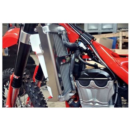 Protection de radiateur UP Design MX1357