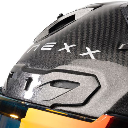 Nexx X.R3R CARBON VOLCANO Helm - Zwart / Rood