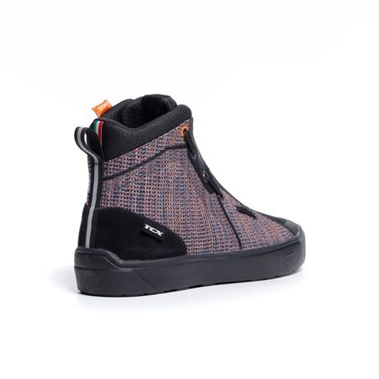 TCX Boots IKASU AIR Sneakers - Schwarz / Orange