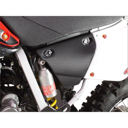 Stickers DRC Carbon 30x45cm (2 feuilles) Universel