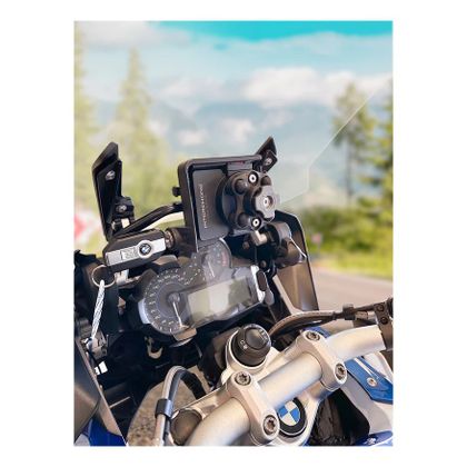 Interphone QUIKLOX - SUPPORT FOR BMW NAVIGATOR Smartphone holder
