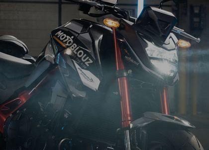 Gagne une Hornet 750 ou une CB125R