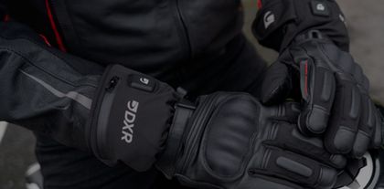 Heated gloves